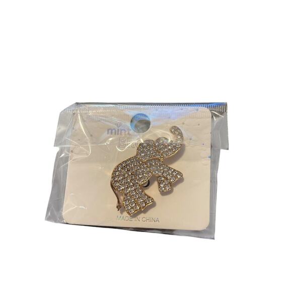 MINT SPARKLE GOLD PATED ELEPHANT BROOCH - Picture 1 of 1